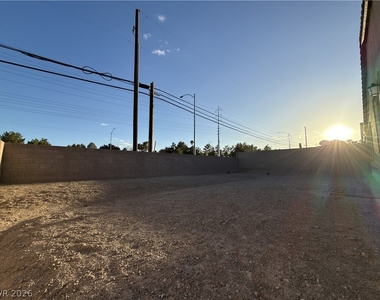4185 Paragon Crest Court - Photo Thumbnail 22