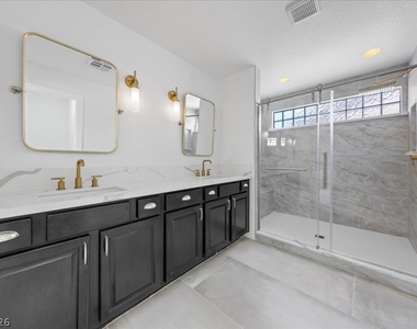 6050 Belvedere Canyon Avenue - Photo Thumbnail 13
