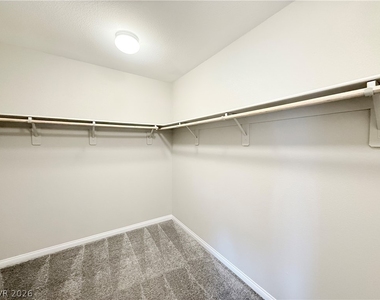 3348 Castlefields Drive - Photo Thumbnail 15