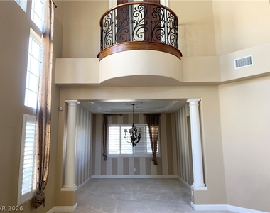 10660 Lago Cantini Street - Photo Thumbnail 14