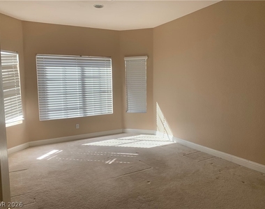 10660 Lago Cantini Street - Photo Thumbnail 36