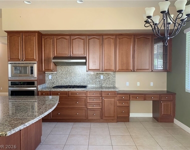 10660 Lago Cantini Street - Photo Thumbnail 19