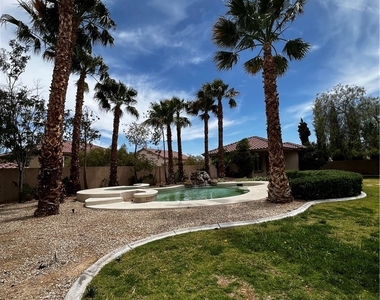 10660 Lago Cantini Street - Photo Thumbnail 12
