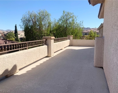 10660 Lago Cantini Street - Photo Thumbnail 33