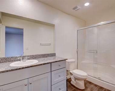 4234 Lunar Canyon Avenue - Photo Thumbnail 10