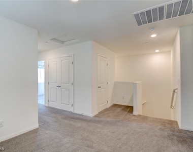 4234 Lunar Canyon Avenue - Photo Thumbnail 8