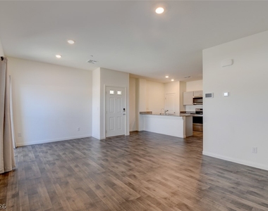 4234 Lunar Canyon Avenue - Photo Thumbnail 2