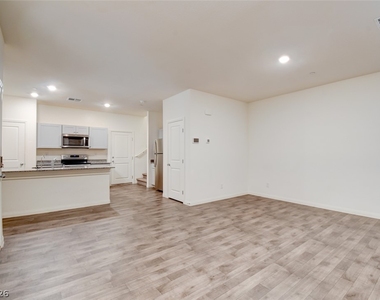 4234 Lunar Canyon Avenue - Photo Thumbnail 4