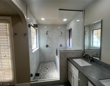 6161 W Oakey Boulevard - Photo Thumbnail 15
