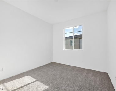6168 Garden Crest Street - Photo Thumbnail 15