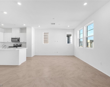 6168 Garden Crest Street - Photo Thumbnail 2