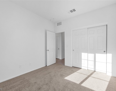 6168 Garden Crest Street - Photo Thumbnail 11