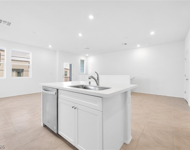 6168 Garden Crest Street - Photo Thumbnail 6