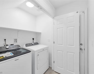 6168 Garden Crest Street - Photo Thumbnail 18