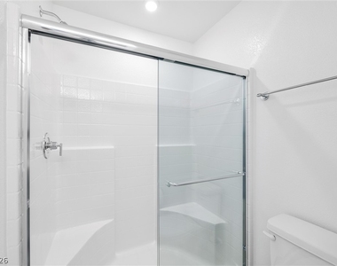 6168 Garden Crest Street - Photo Thumbnail 19