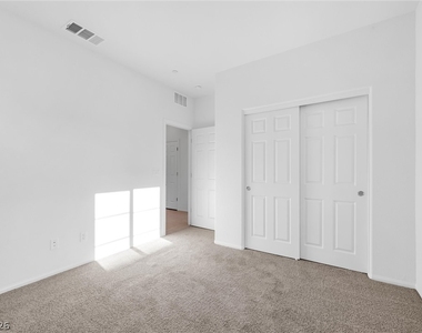 6168 Garden Crest Street - Photo Thumbnail 13