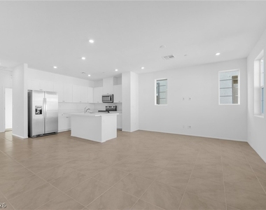6168 Garden Crest Street - Photo Thumbnail 3