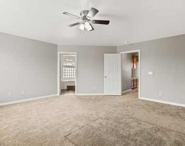 7737 Tattersall Flag Street - Photo Thumbnail 15