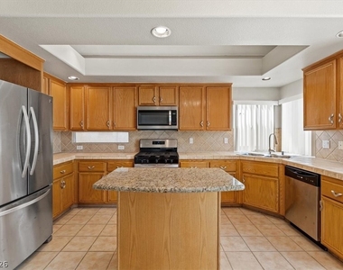 7737 Tattersall Flag Street - Photo Thumbnail 7