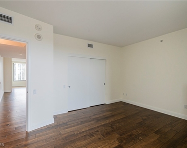 222 Karen Avenue - Photo Thumbnail 24