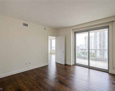 222 Karen Avenue - Photo Thumbnail 13