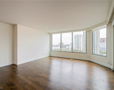 222 Karen Avenue - Photo Thumbnail 10