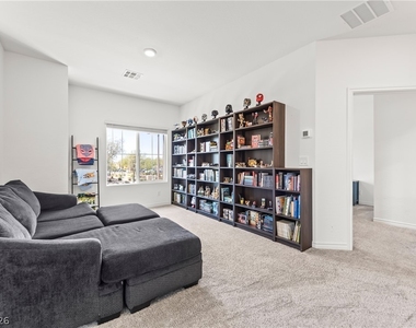 7204 N Decatur Boulevard - Photo Thumbnail 16