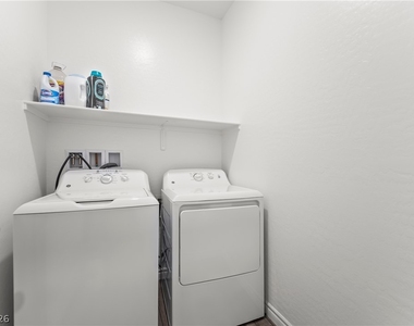 7204 N Decatur Boulevard - Photo Thumbnail 24