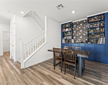 7204 N Decatur Boulevard - Photo Thumbnail 1