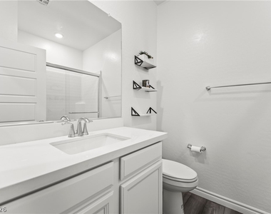 7204 N Decatur Boulevard - Photo Thumbnail 26
