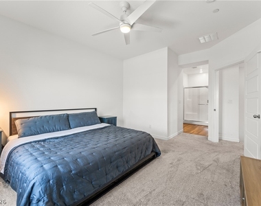 7204 N Decatur Boulevard - Photo Thumbnail 10