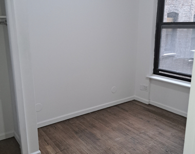 188 Claremont Avenue - Photo Thumbnail 1