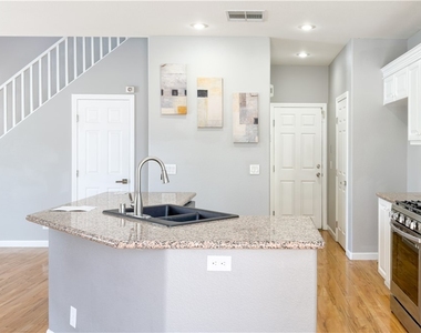 3610 Pinnate Drive - Photo Thumbnail 2