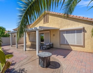 824 Cambridge Cross Place - Photo Thumbnail 33