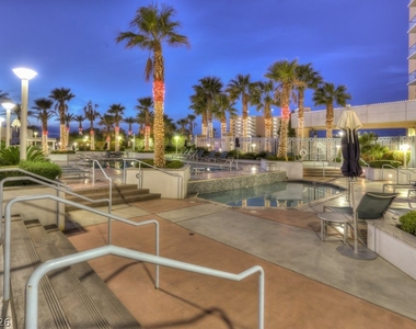 2700 Las Vegas Boulevard - Photo Thumbnail 82