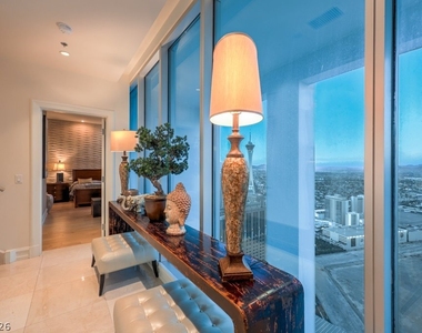 2700 Las Vegas Boulevard - Photo Thumbnail 32