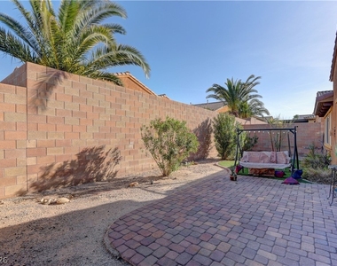 972 Rue Grand Paradis Lane - Photo Thumbnail 25