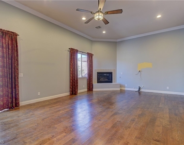 972 Rue Grand Paradis Lane - Photo Thumbnail 8