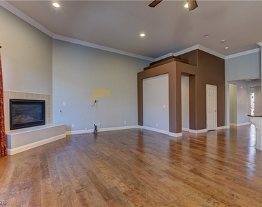 972 Rue Grand Paradis Lane - Photo Thumbnail 9