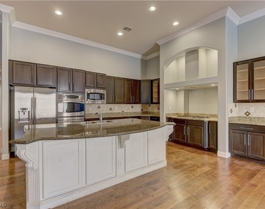 972 Rue Grand Paradis Lane - Photo Thumbnail 6