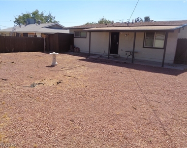 6244 Evergreen Avenue - Photo Thumbnail 14