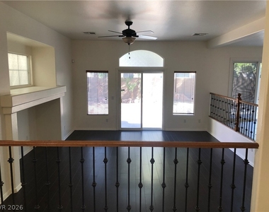 10990 Calcedonian Street - Photo Thumbnail 2