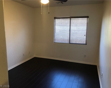 10990 Calcedonian Street - Photo Thumbnail 14