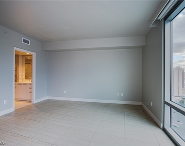 222 Karen Avenue - Photo Thumbnail 15