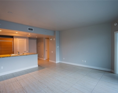 222 Karen Avenue - Photo Thumbnail 5