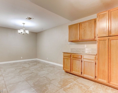 3661 Renovah Street - Photo Thumbnail 12