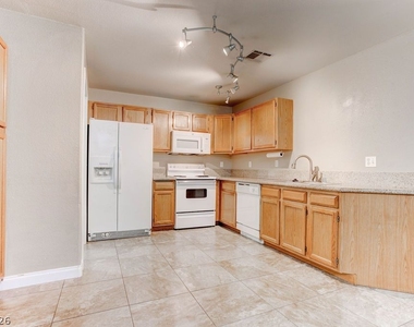 3661 Renovah Street - Photo Thumbnail 8