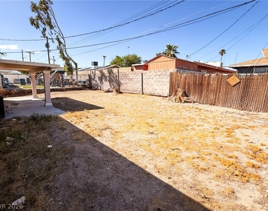 1312 E Brooks Avenue - Photo Thumbnail 26
