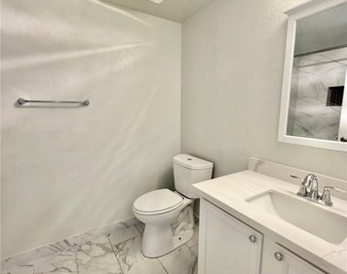 2000 Jasper Bluff Street - Photo Thumbnail 8