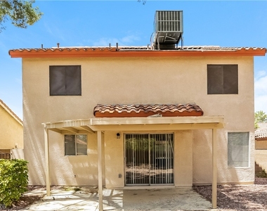 376 Manzanita Street - Photo Thumbnail 14
